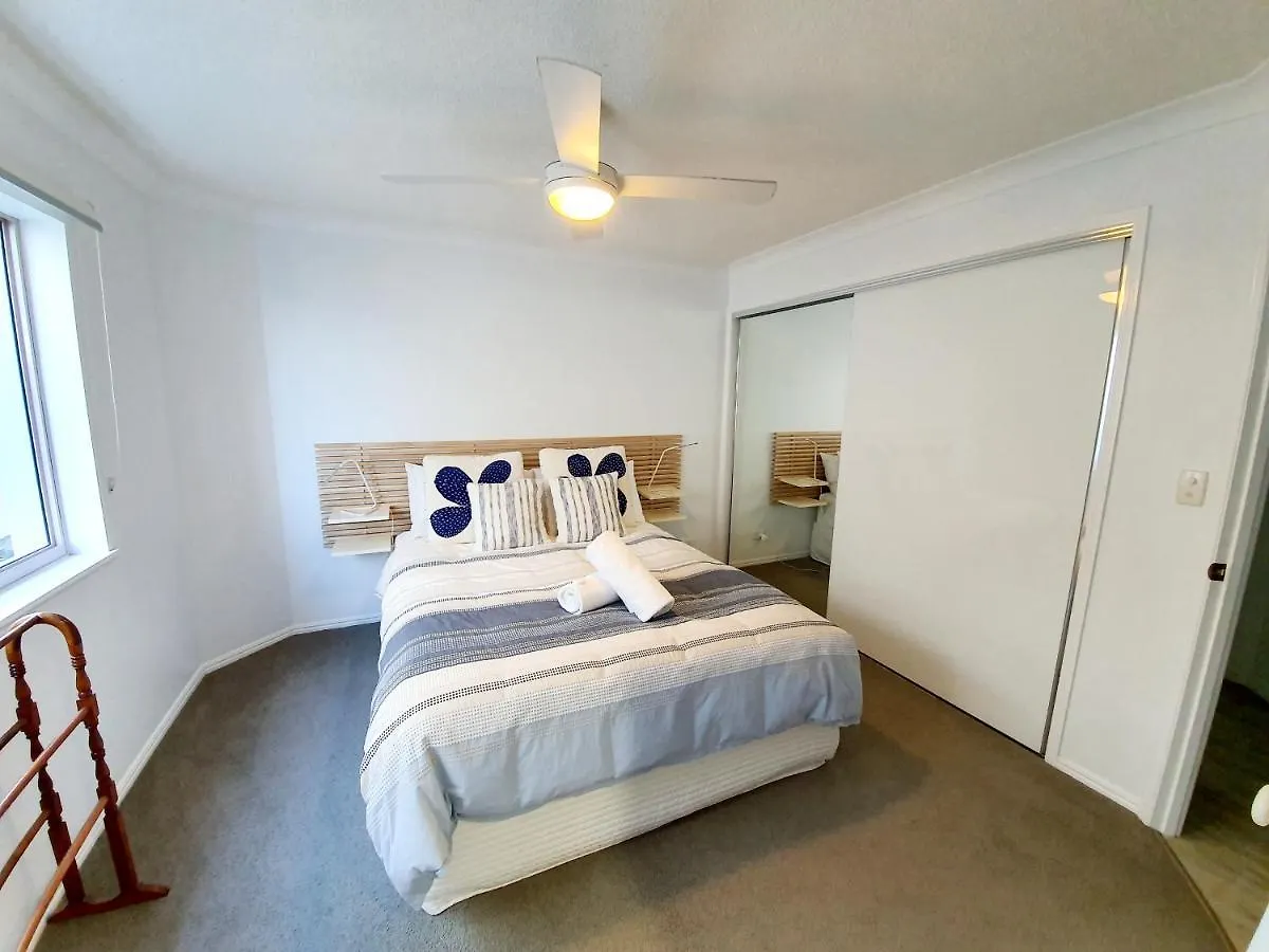 Pandanus Shores Kings Beach Калаундра 0*,  Австралия
