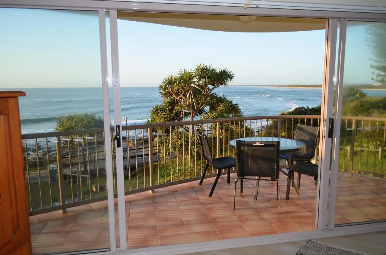 Pandanus Shores Kings Beach Калаундра Австралия